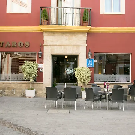 Hotel Cantaros 3*