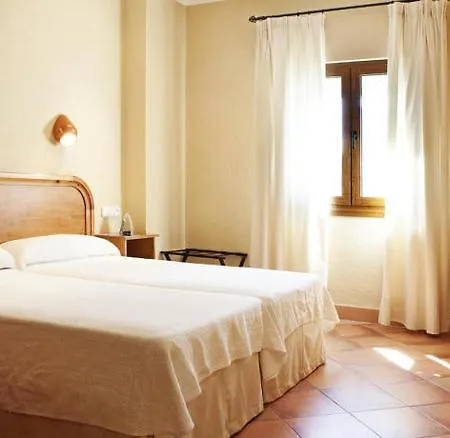 Cantaros Hotel 3*
